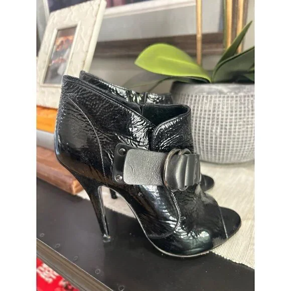Givenchy Patent Leather Peep Toe Ankle Booties Black Womens Size 7 - Picture 4 of 11